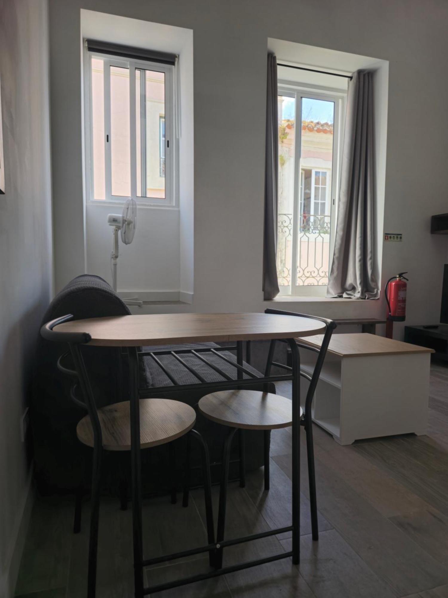 Esther Apartment Cozy Vacay Suite Setúbal Eksteriør bilde